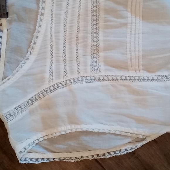 Zara Basic - Picture 2 of 4